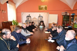 В Юровичском монастыре состоялось очередное заседание Епархиального Совета