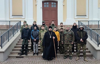 Епископ Авксентий провел встречу с участниками военно-патриотического клуба «Витязь»